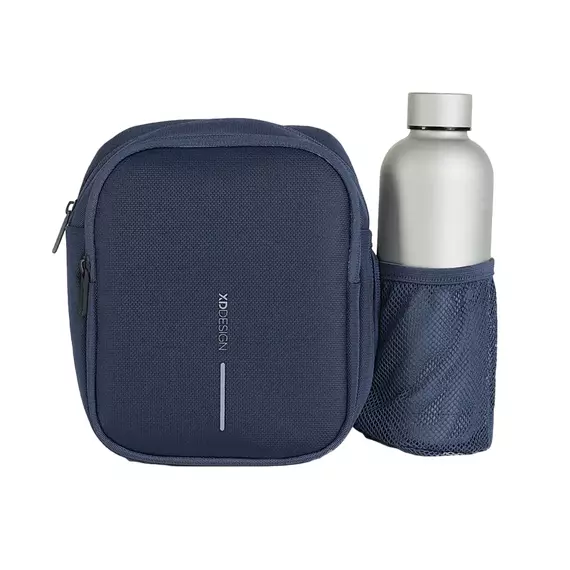 Geantă pe umăr Bobby Boxy Sling, Polietilen tereftalat reciclat, Bleumarin, 2 image